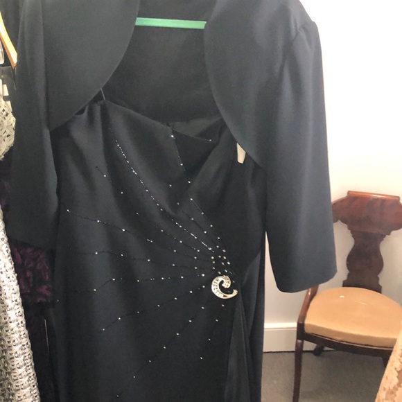 black dresses size 14 Iris Dress 3/4 Sleeve in Black main image 0